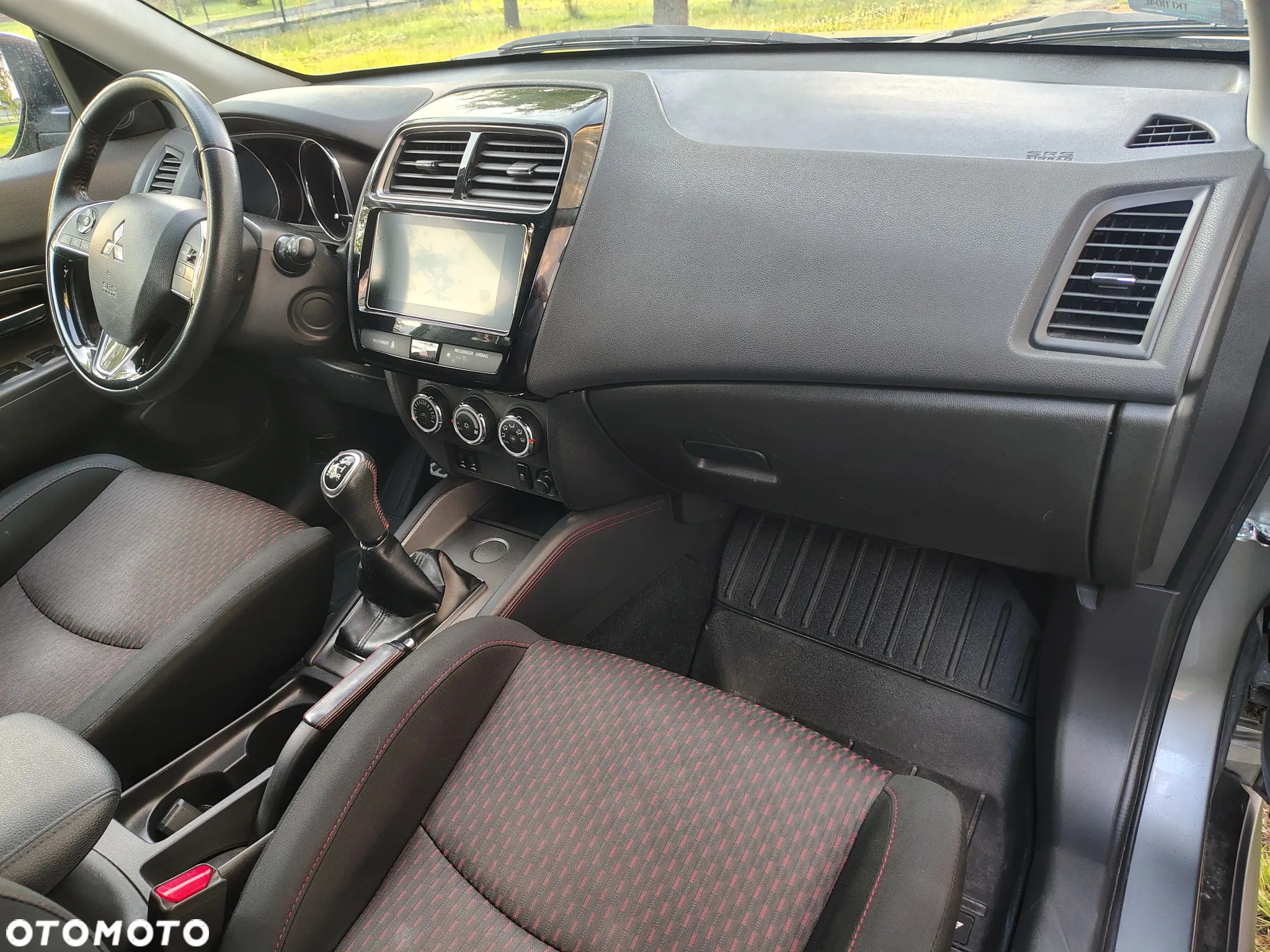 Mitsubishi ASX - 10