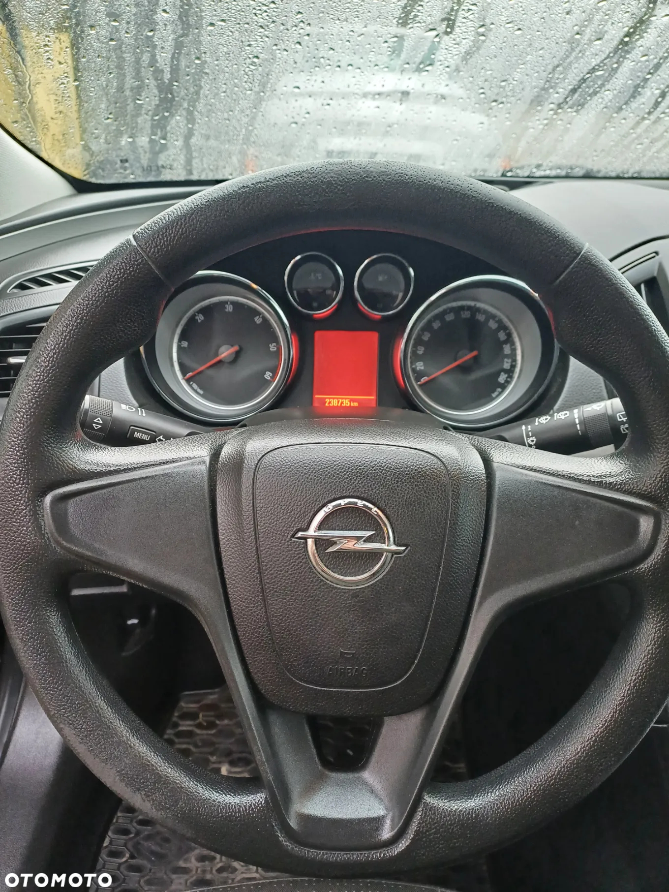 Opel Insignia 2.0 CDTI - 11