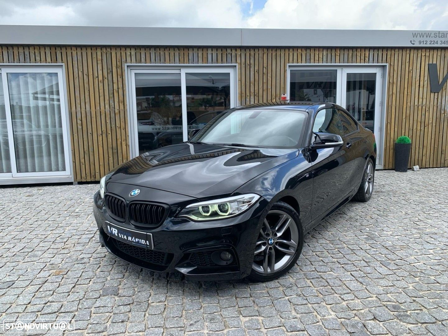 BMW 218 - 2
