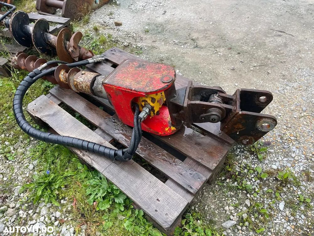 Burghiu hidraulic pentru pământ Danfoss pentru excavatoare de 2.5-5 tone - 4
