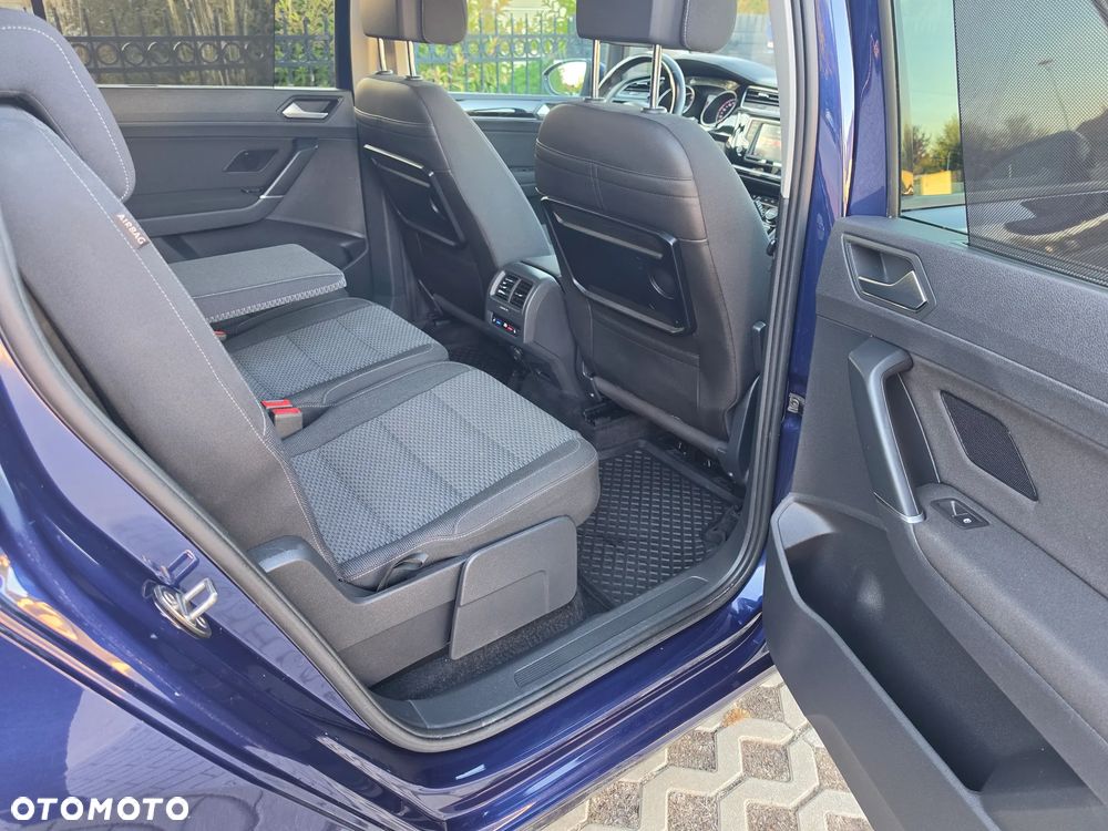 Volkswagen Touran 2.0 TDI BMT Comfortline - 21