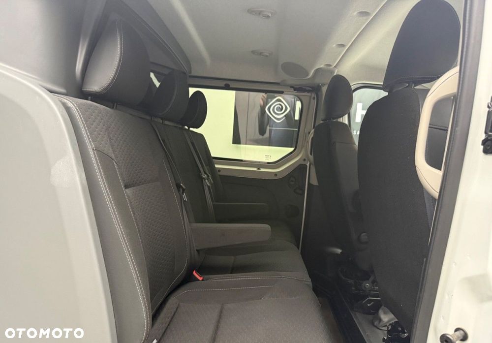 Opel Vivaro - 19