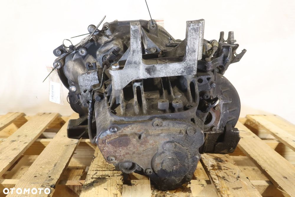 SKRZYNIA BIEGÓW 6 BIEGOWA CITROEN C5 III 2.2HDI Biturbo 20MB21 - 2