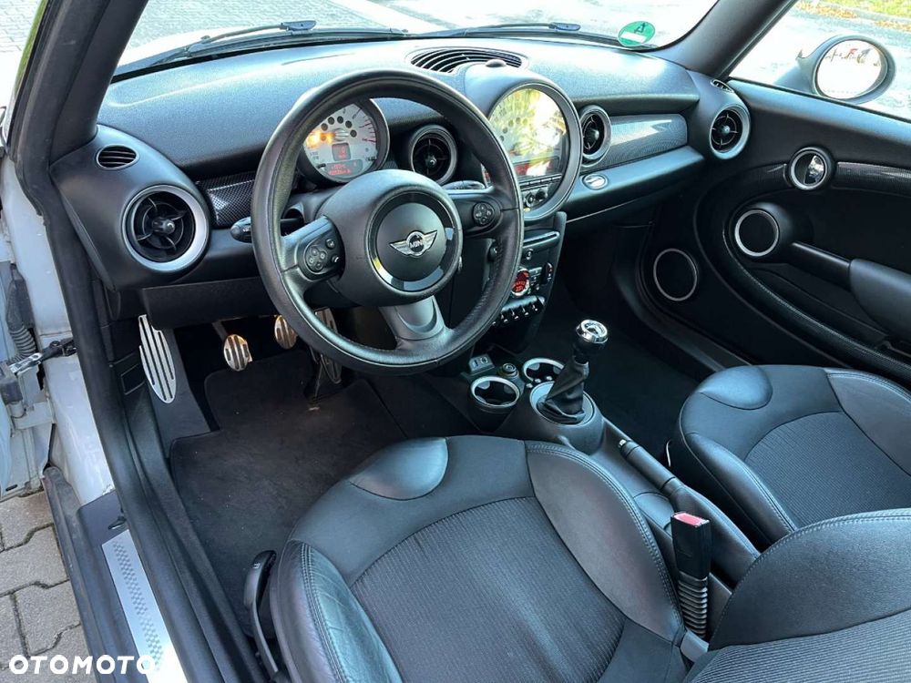 MINI Cooper S Standard - 8