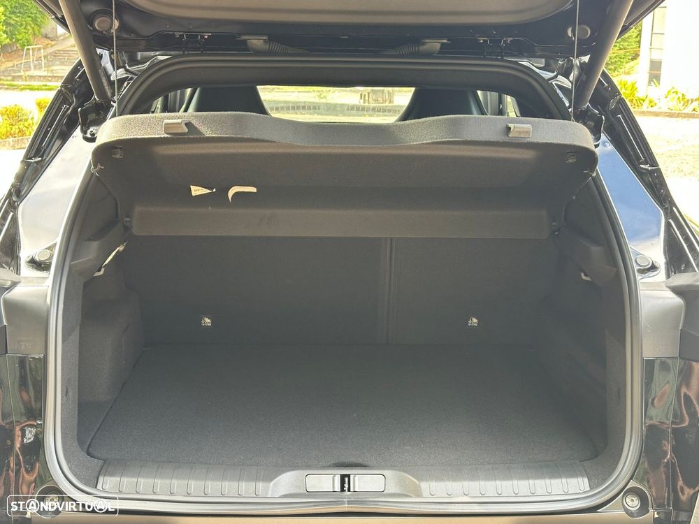 Alfa Romeo Junior 1.2 Q4 eDCT6 - 19