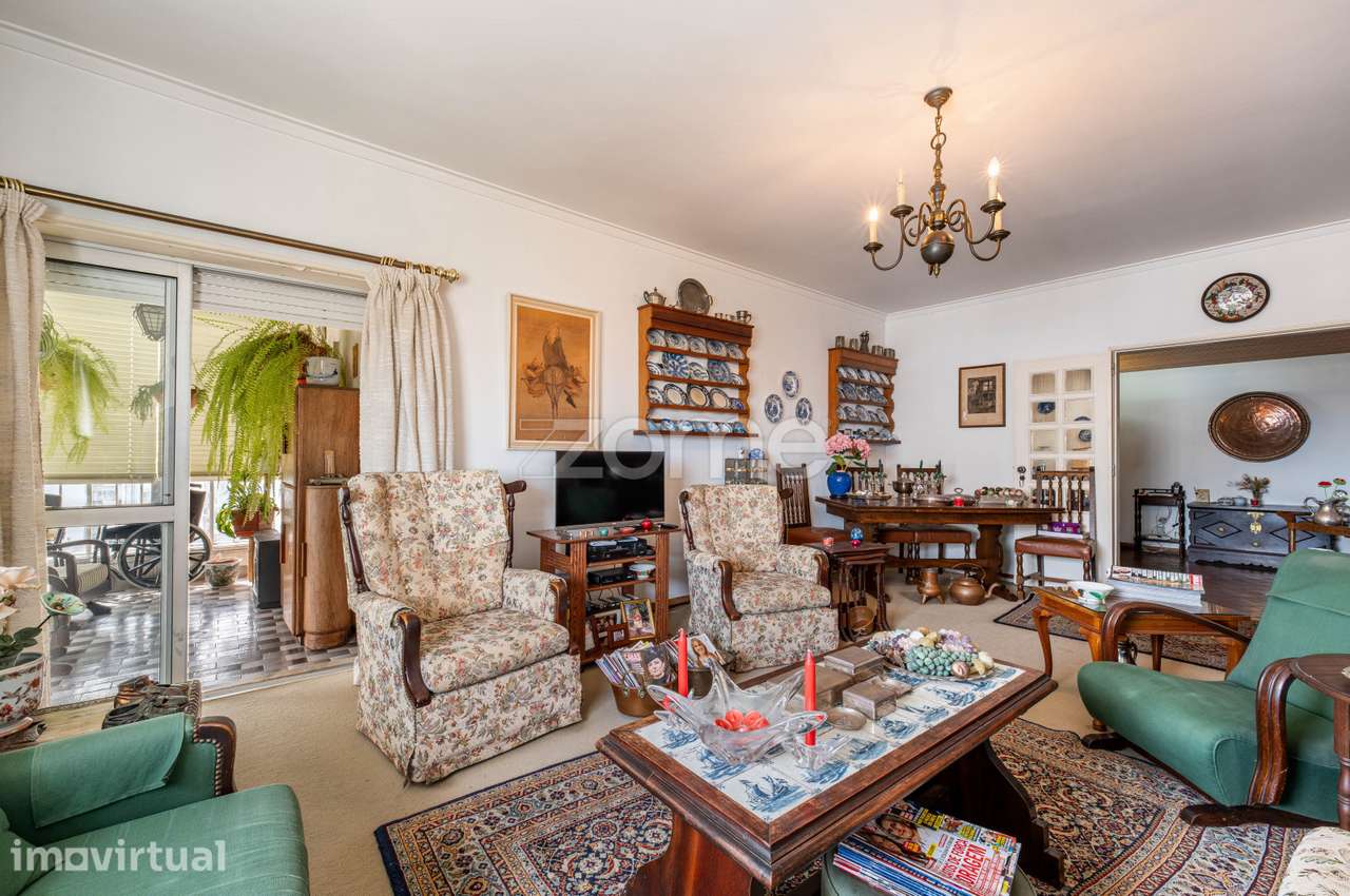 Apartamento T3, São João do Estoril - Grande imagem: 5/25