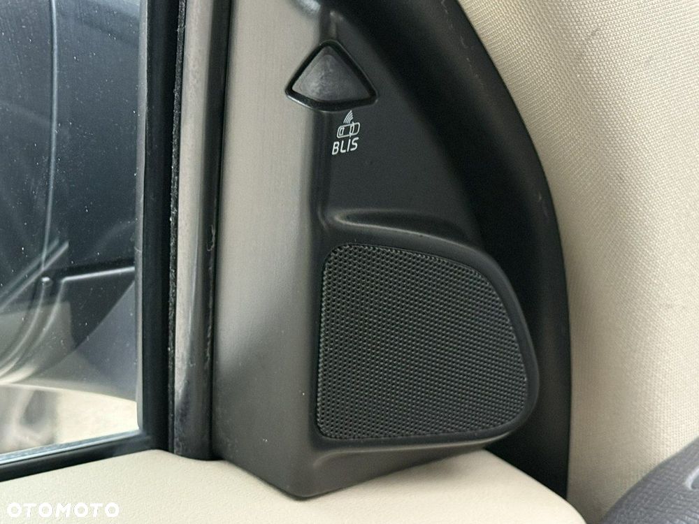 Volvo XC 60 - 30