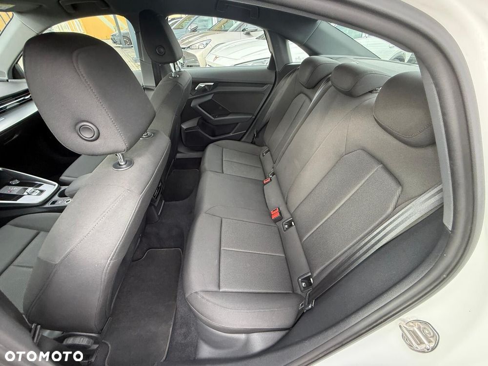 Audi A3 Limousine 30 TFSI mHEV S tronic - 23