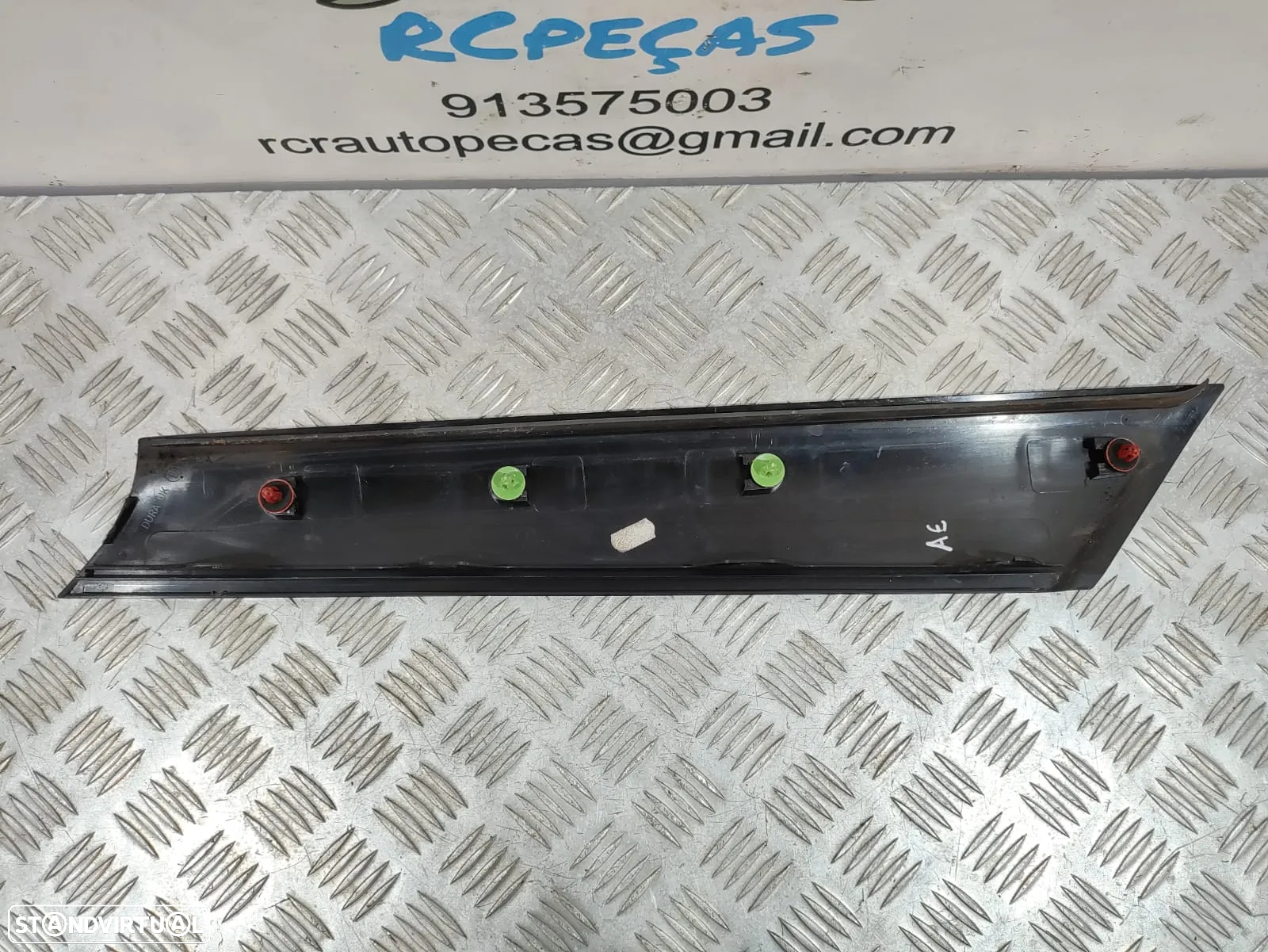 Friso esquerdo original Mini Mini R56 - 6
