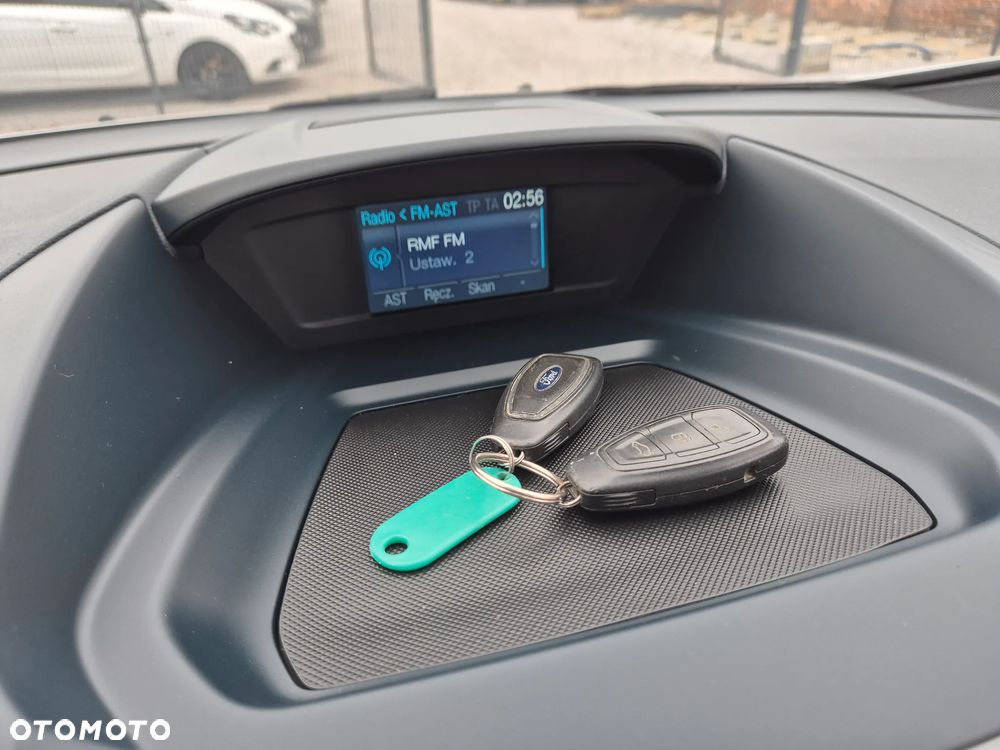 Ford C-MAX 1.6 Ti-VCT Ambiente - 40