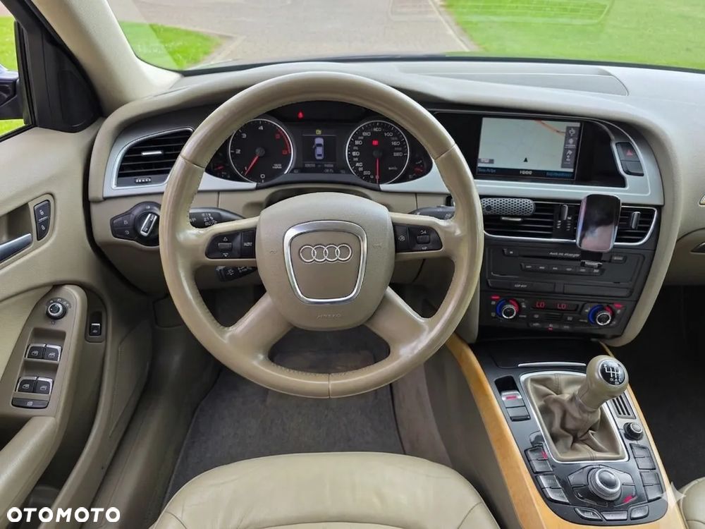 Audi A4 Limousine 2.0 TDI DPF Ambition - 22