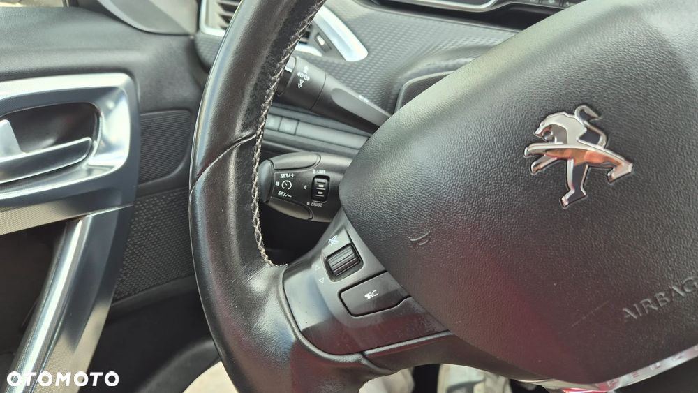 Peugeot 2008 PureTech 130 GPF Stop&Start Active - 13