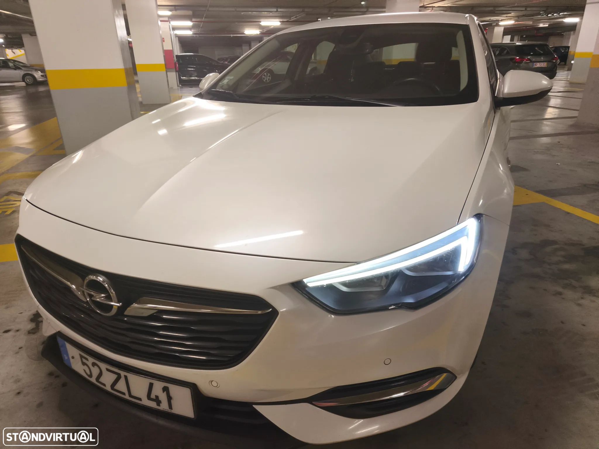 Opel Insignia Grand Sport 1.6 CDTi Edition - 1