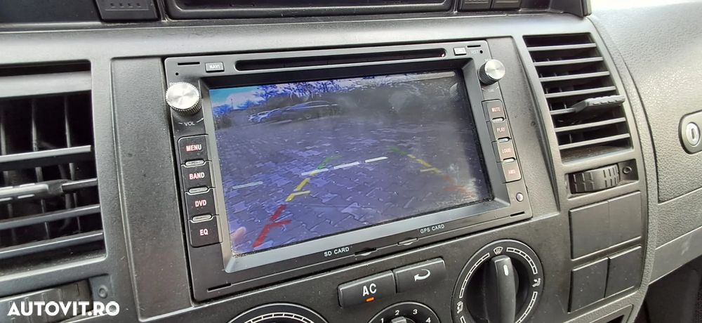 Volkswagen Transporter - 10