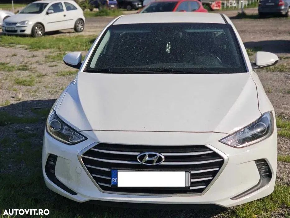 Hyundai Elantra 1.6 MPi Classic - 1