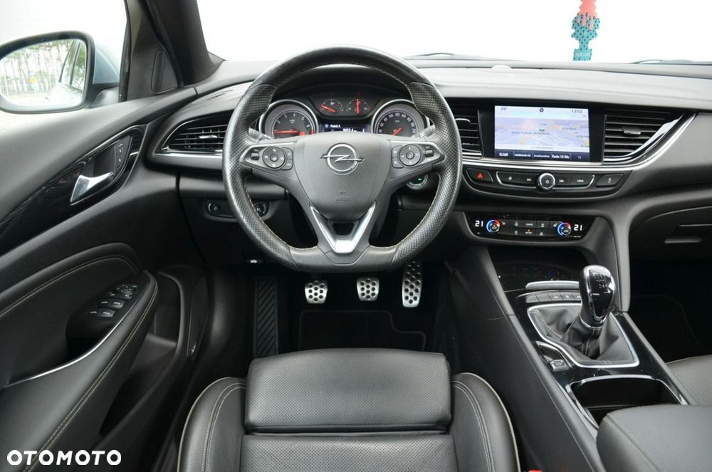 Opel Insignia - 27
