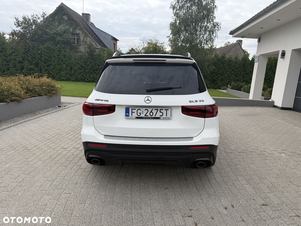 Mercedes-Benz GLB AMG 35 mHEV 4-Matic 8G-DCT - 11