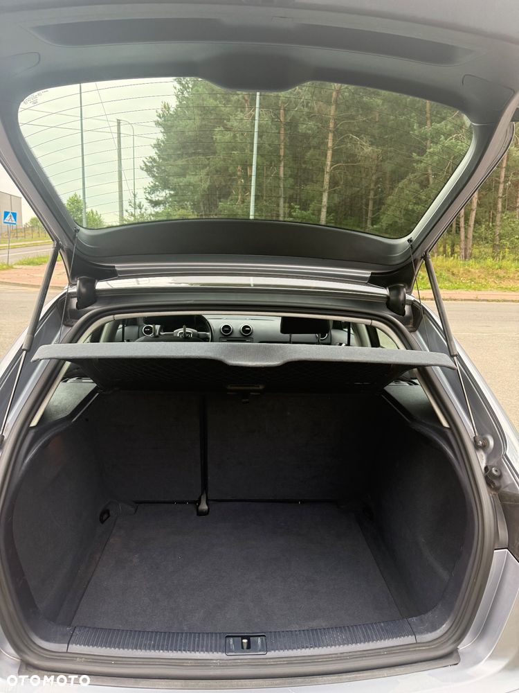 Audi A3 Sportback 1.6 Ambition - 22