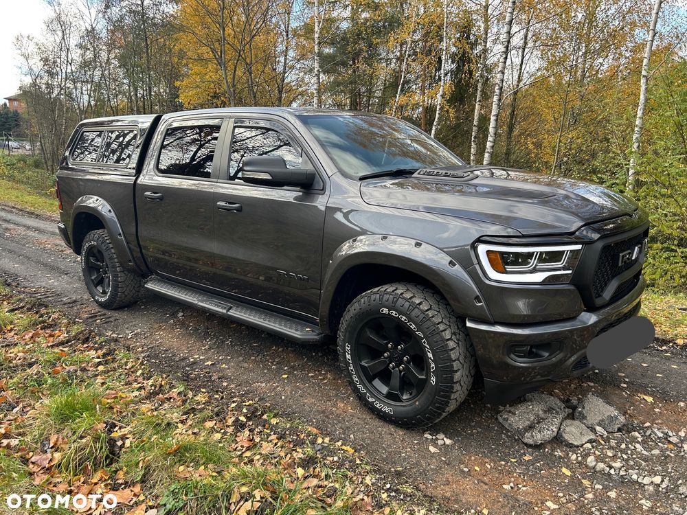 Dodge RAM 1500 5.7 4x4 - 2