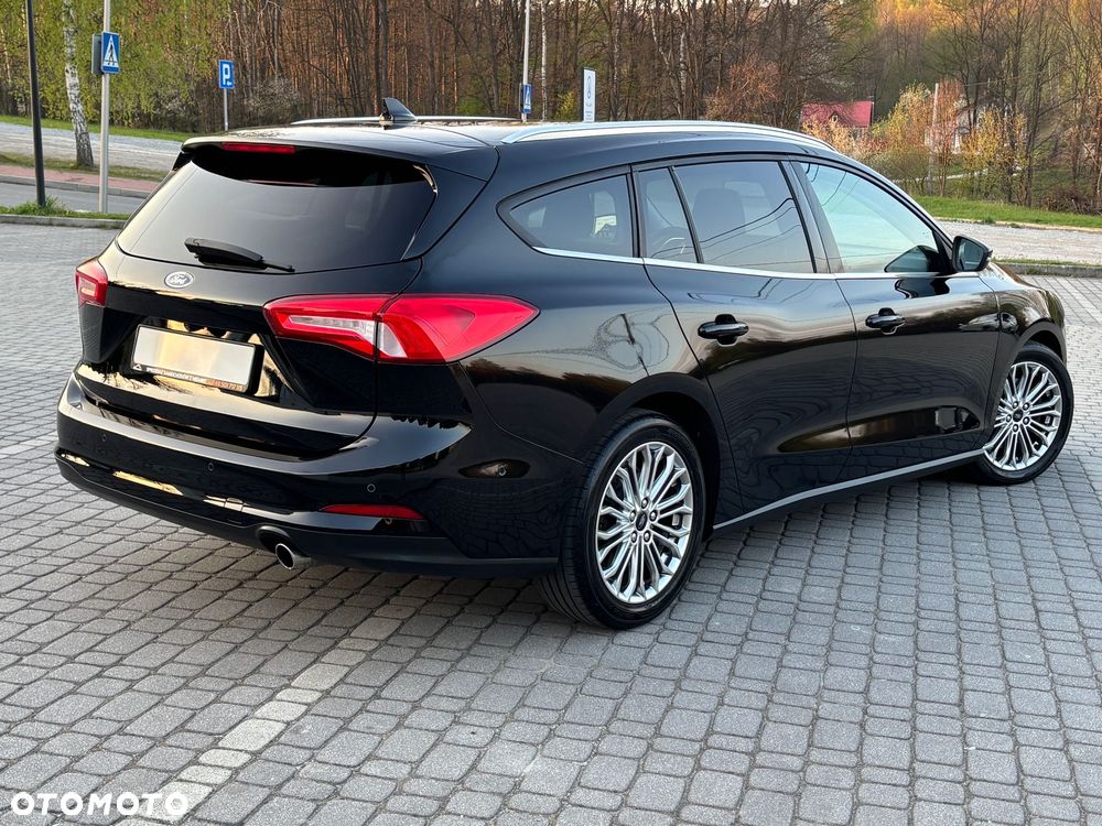 Ford Focus 2.0 EcoBlue Titanium - 4