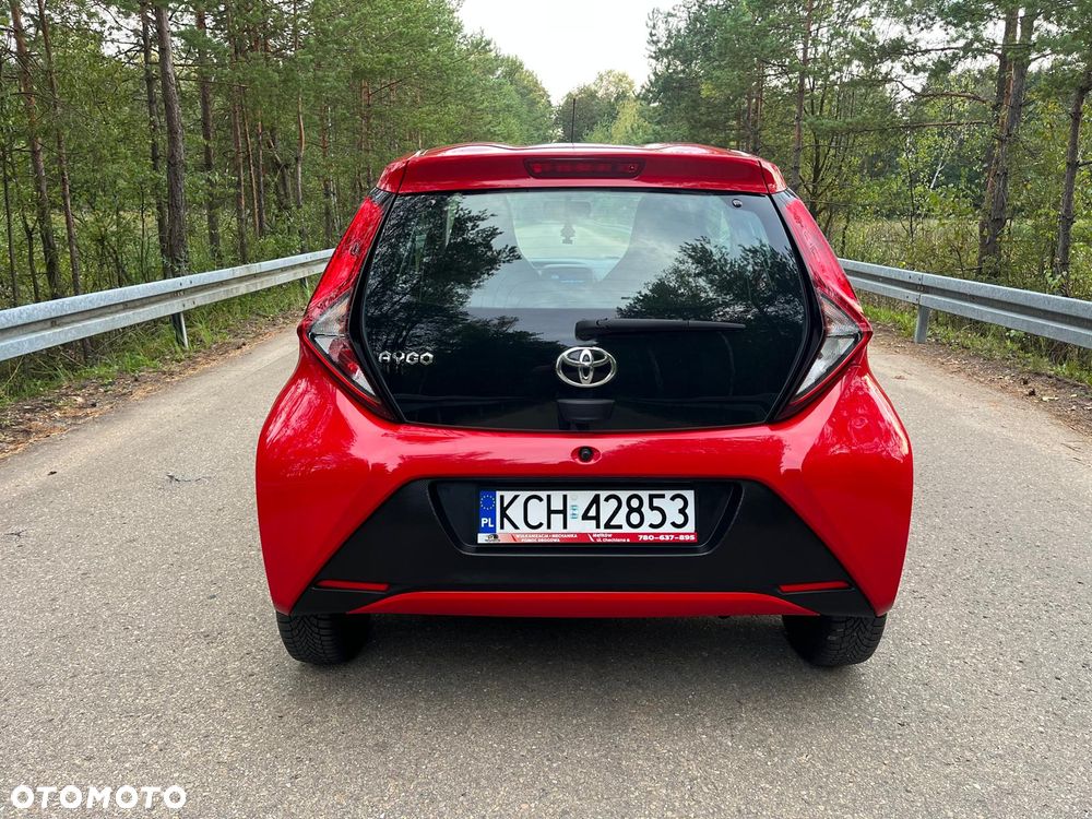 Toyota Aygo x-play - 5