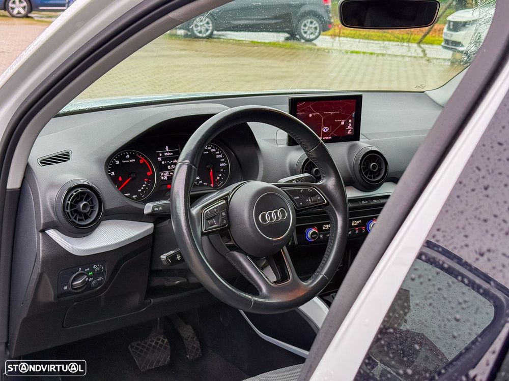 Audi Q2 30 TDI S tronic - 9