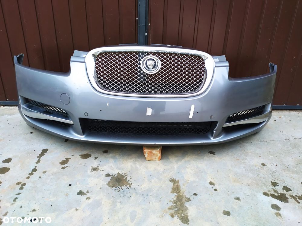 Zderzak Przód Przedni  Kompletny Jaguar XF - 1
