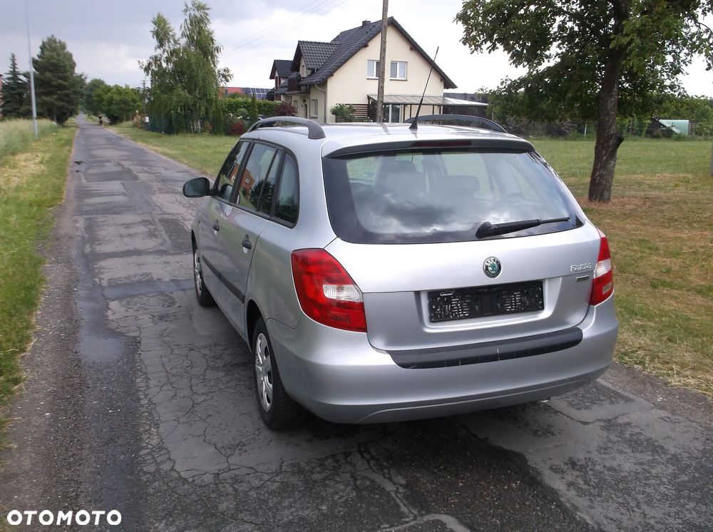 Skoda Fabia 1.2 TSI STYLE EDITION - 40