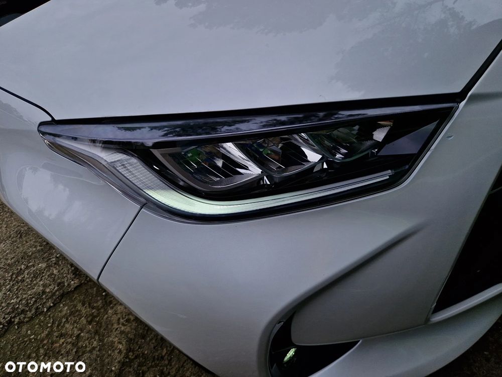 Toyota Yaris Hybrid 1.5 GR Sport - 37