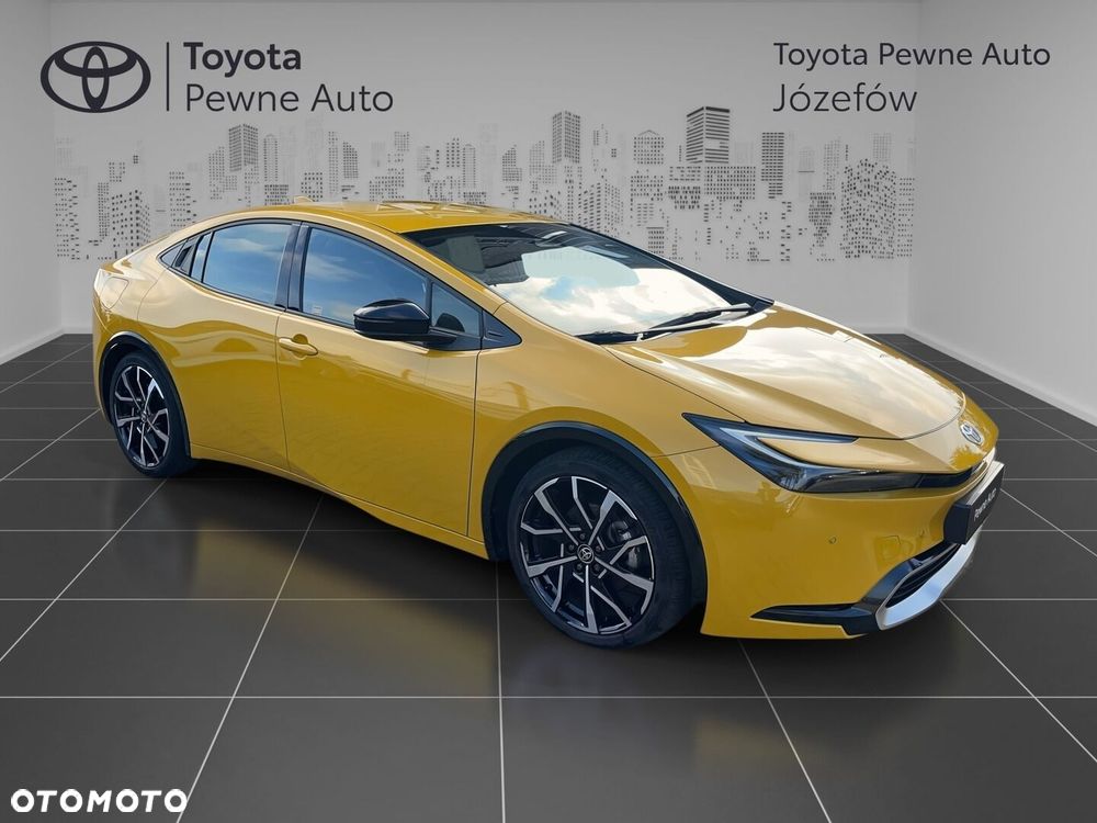 Toyota Prius - 4