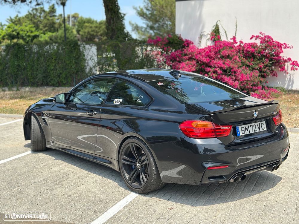 BMW M4 Auto - 6