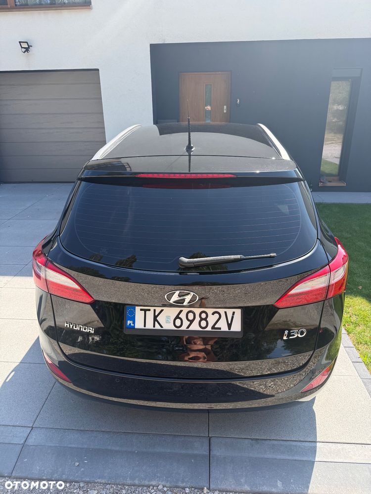 Hyundai i30 1.4 CRDi Classic + - 28