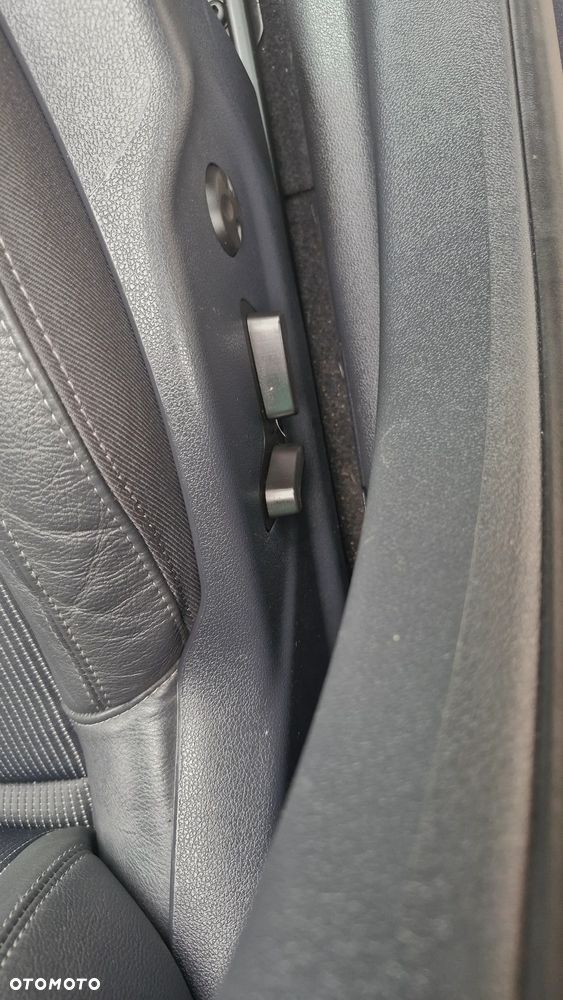 Peugeot 508 BlueHDi FAP 180 Automatik Stop&Start Allure - 31