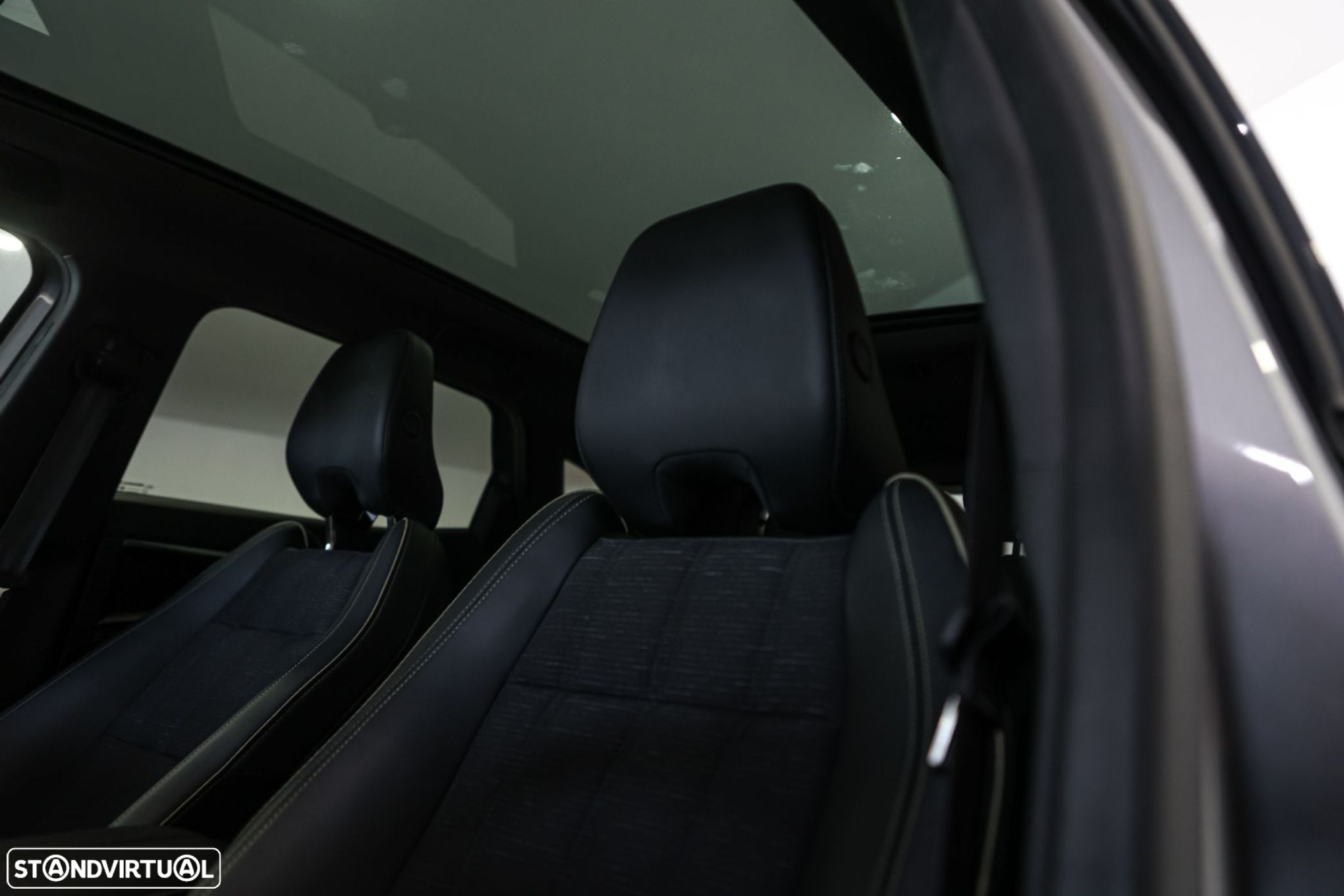 Renault Austral 1.2 E-Tech Iconic - 13