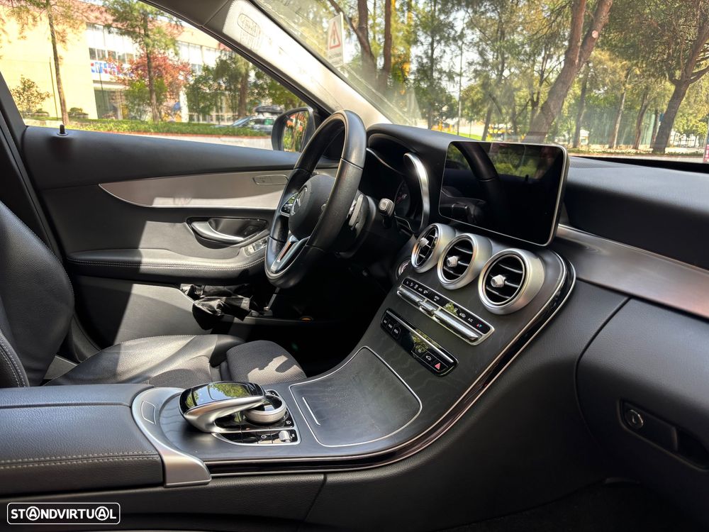 Mercedes-Benz C 300 BlueTEC Hybrid - 22