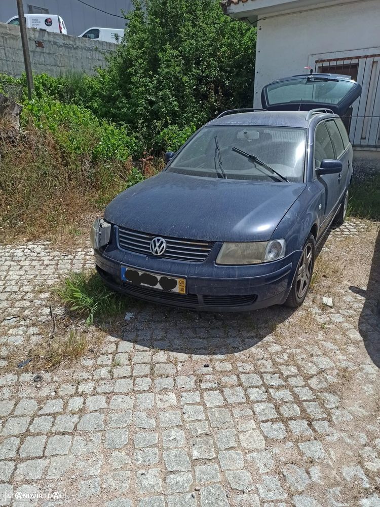 VW Passat Variant 2.5 TDi Highline - 1