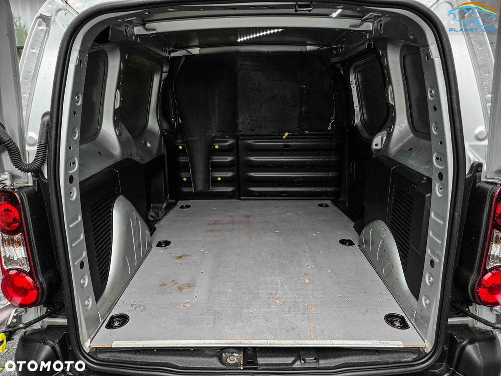 Peugeot Partner II Furgon L1 Facelifting 1.6 BlueHDi 100KM - 13