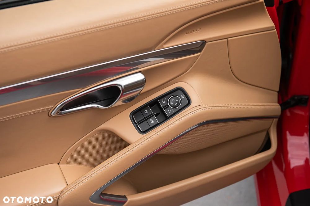 Porsche 911 Carrera PDK - 16