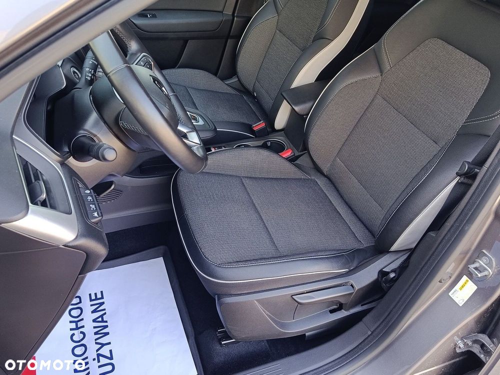 Renault Captur 1.6 E-TECH Full Hybrid 145 Techno - 11