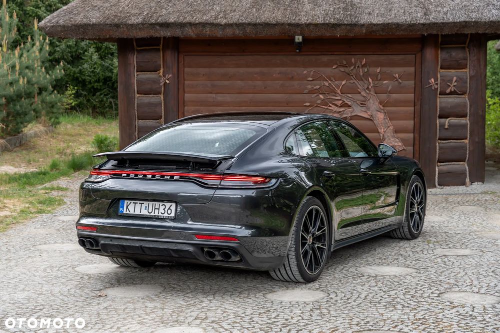 Porsche Panamera 4S - 5