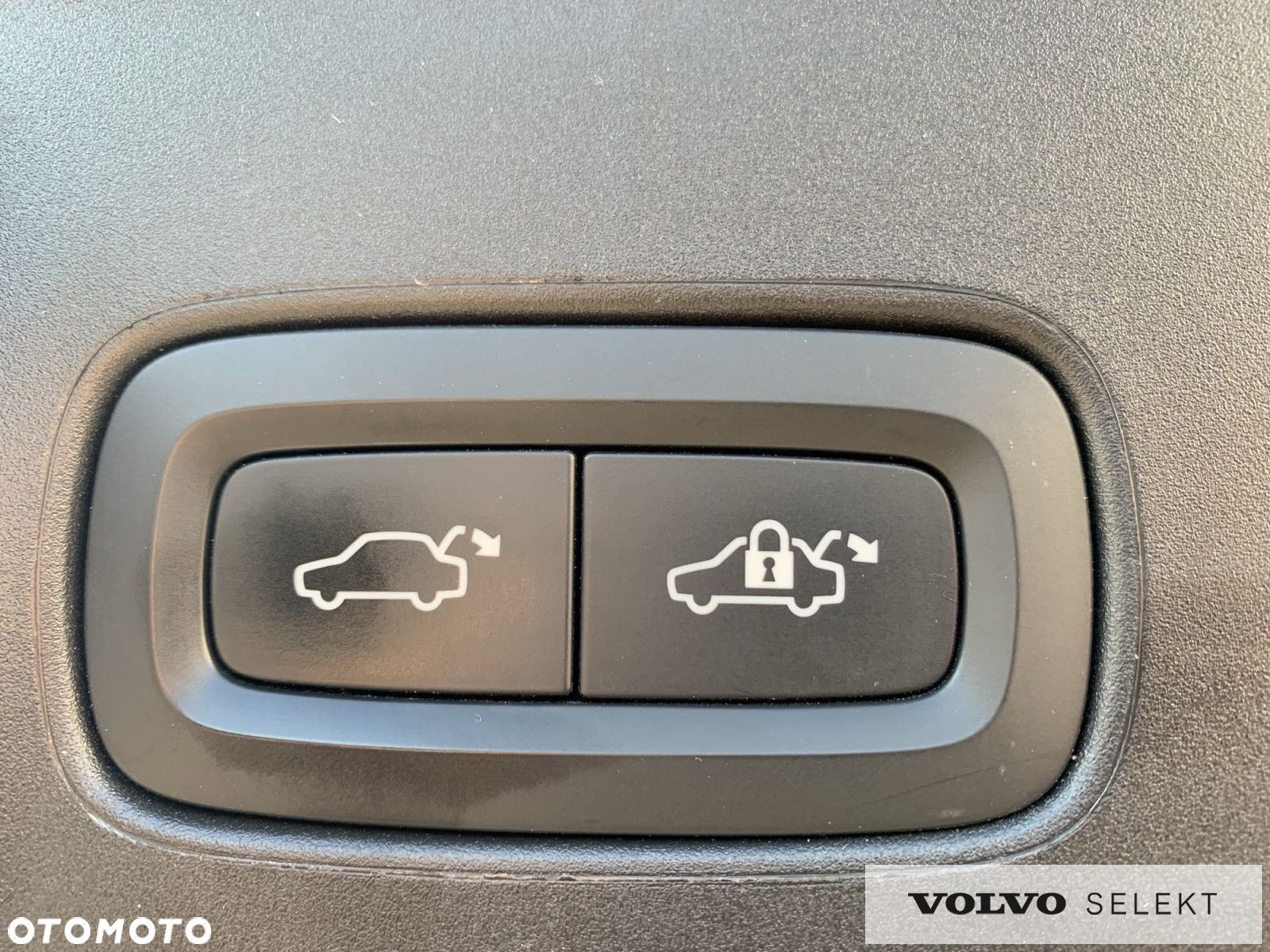 Volvo V90 Cross Country - 10