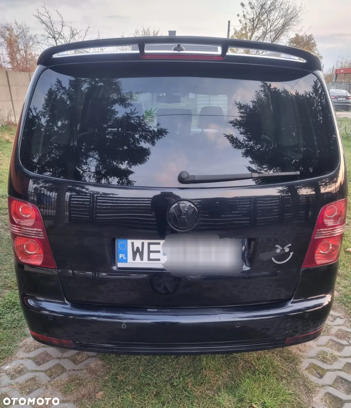 Volkswagen Touran 2.0 TDI DPF Highline - 11