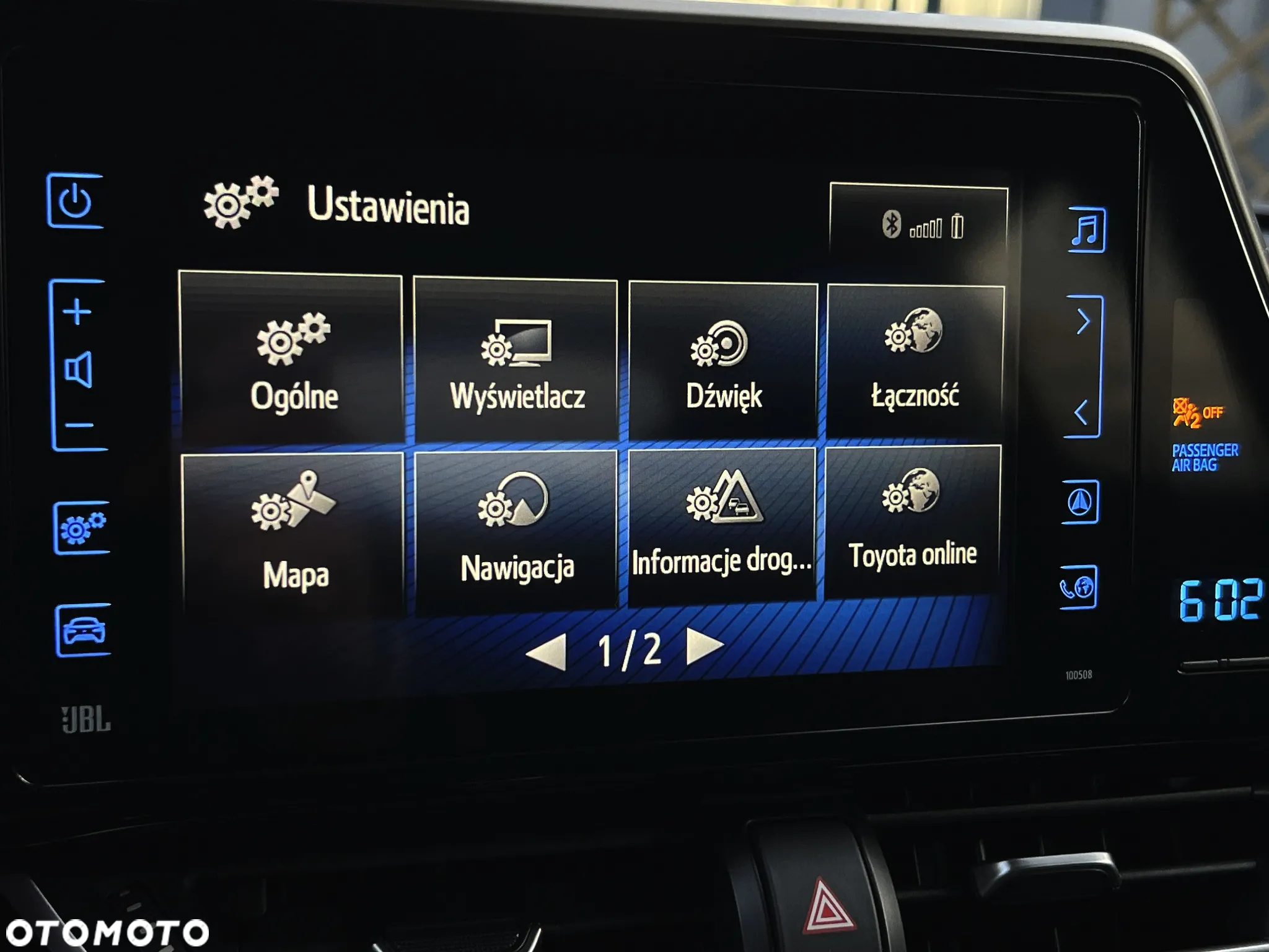 Toyota C-HR 1.2 T Premium - 35