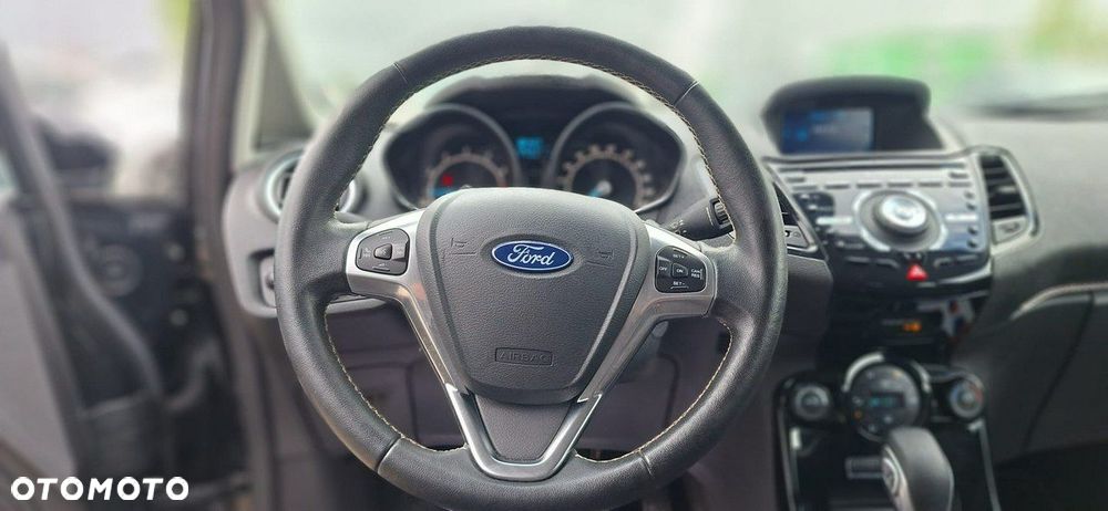 Ford Fiesta - 15