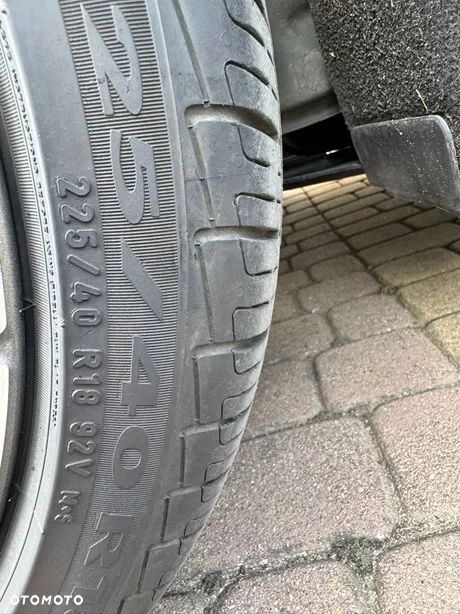 Mercedes-Benz CLA 250 4Matic 7G-DCT AMG Line - 32