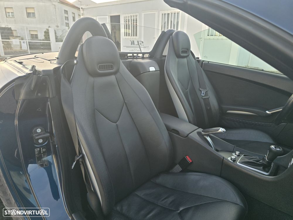 Mercedes-Benz SLK 200 Kompressor Auto Sport Edition - 38