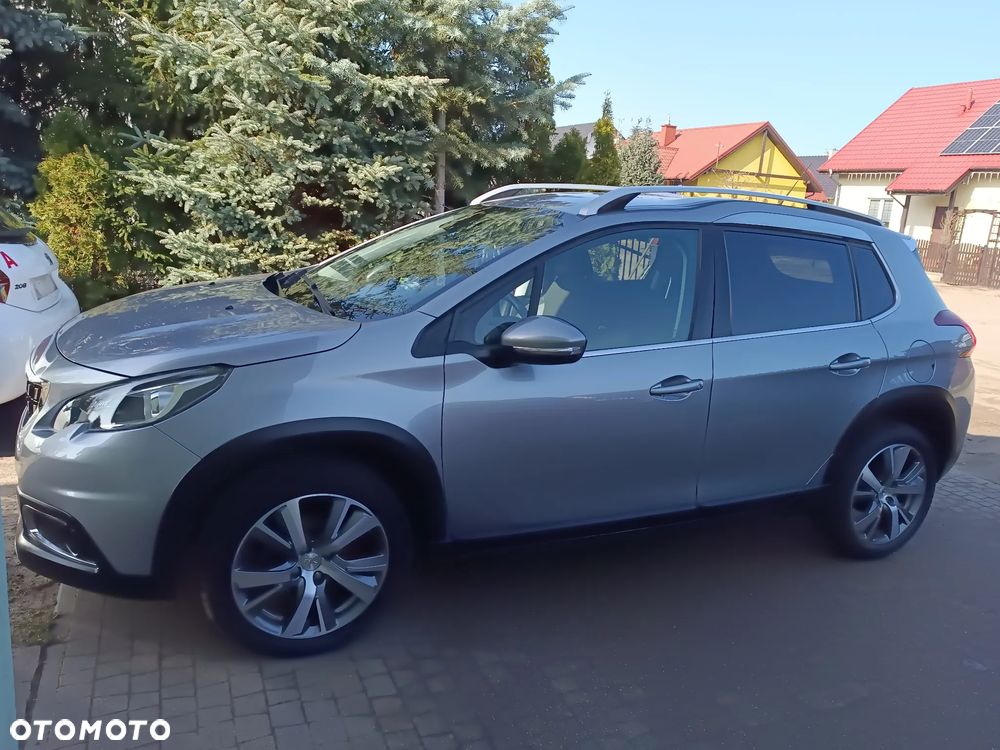 Peugeot 2008 BlueHDi 100 STOP & START Allure - 32