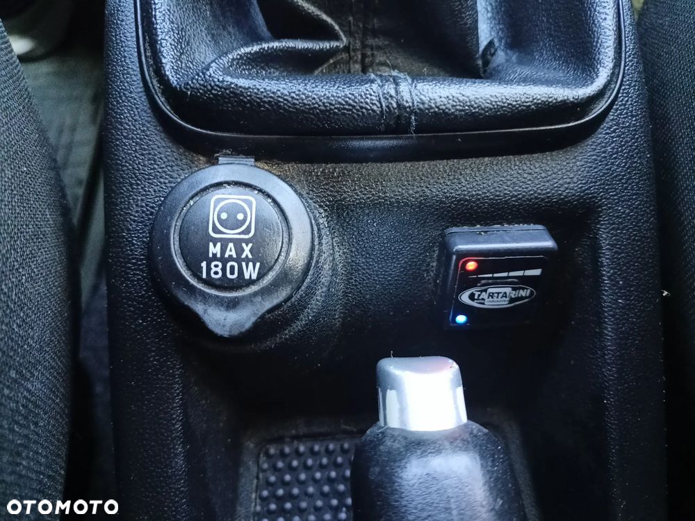 Fiat Punto 1.4 Estiva S&S - 19