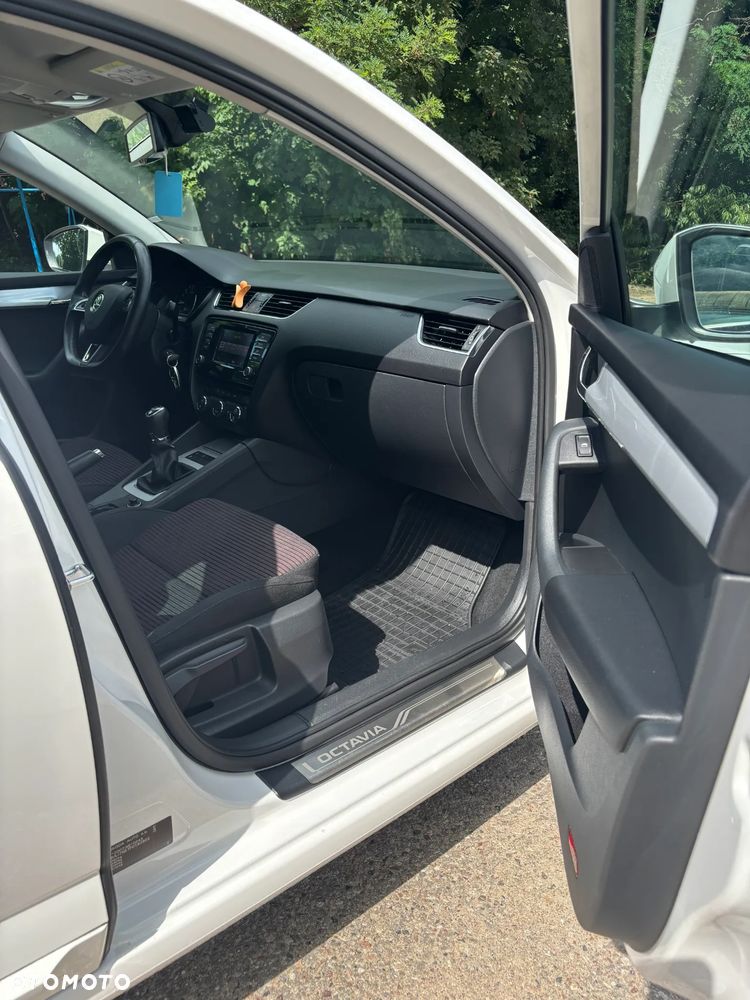 Skoda Octavia 2.0 TDI Style - 22
