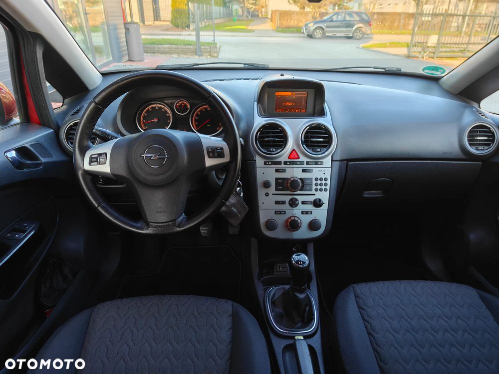 Opel Corsa 1.4 16V Active - 8